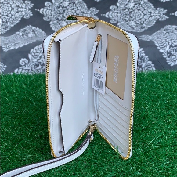 MICHAEL KORS JET SET TRAVEL LG FLAT MF PHN CASE - Picture 8 of 16